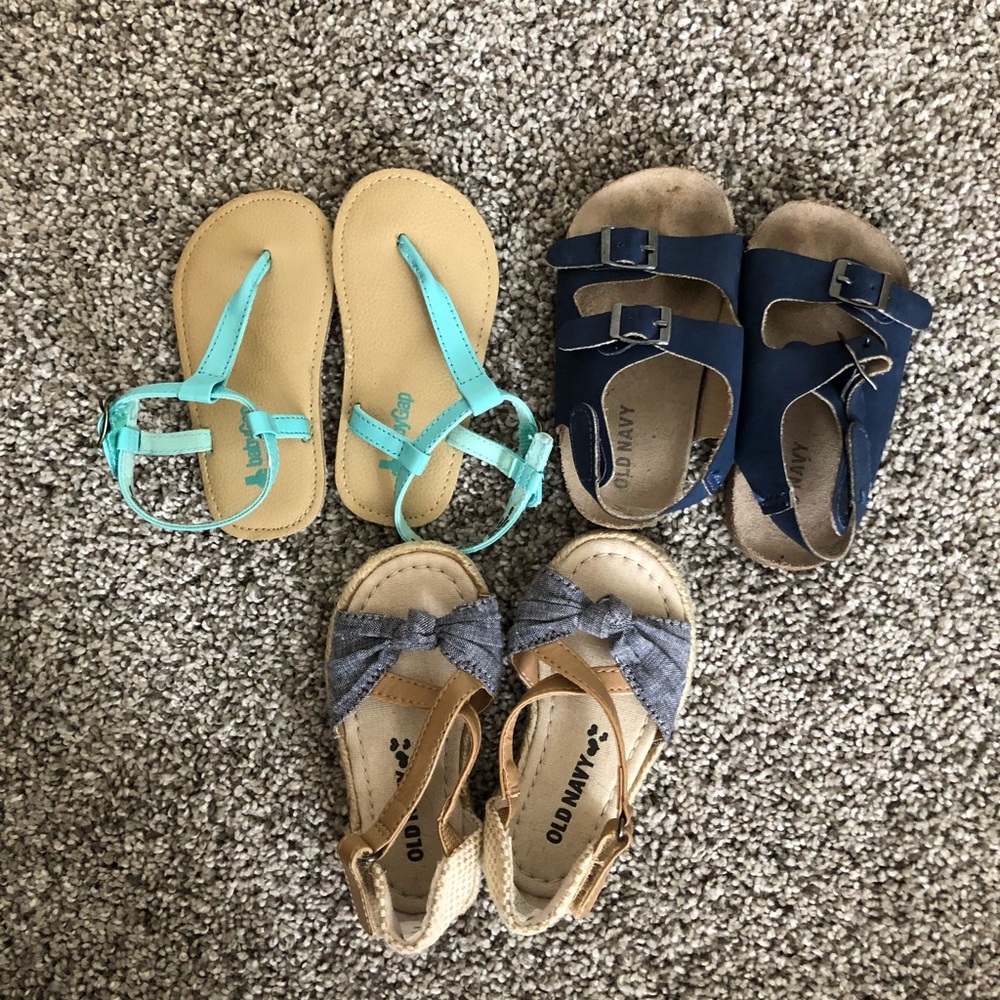 Old Navy and Gap shoe bundle 18-24 months